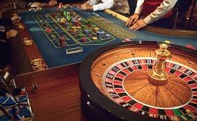 Antarmuka meja live casino Relax Gaming di aplikasi kawasan303